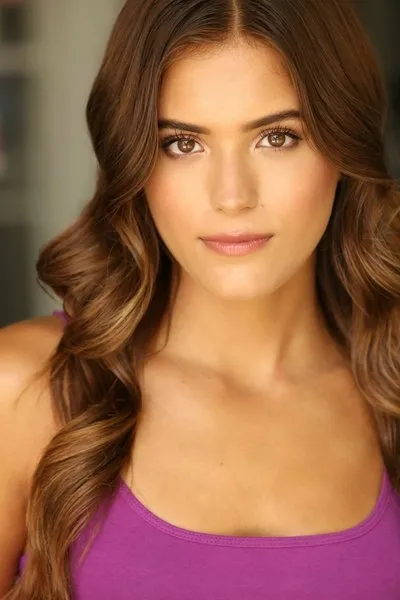 Calli Taylor
