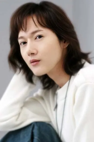 Lee Hwa-sun