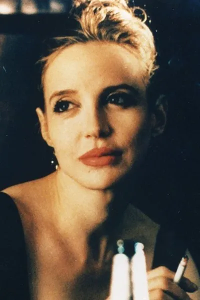 Anna Thomson
