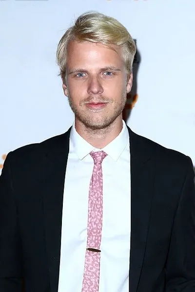 Bernie Hamilton