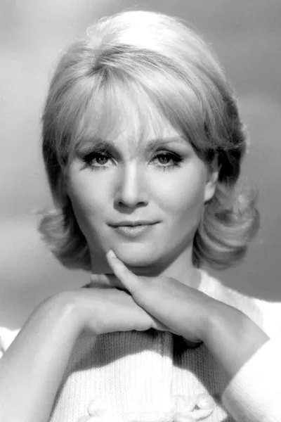 Kay Medford