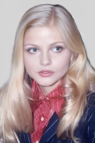 Adrienne Posta