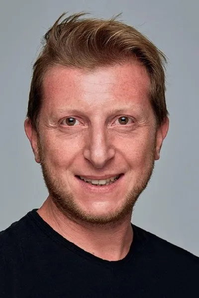 Altan Gördüm