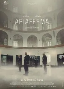  فیلم The Inner Cage (Ariaferma) 2021