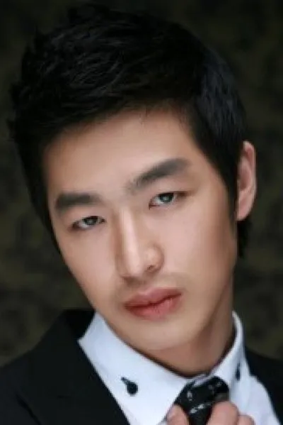 Yuk Jun-seo