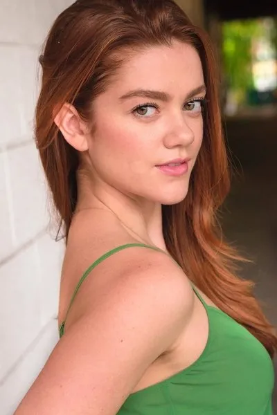 Mia Threapleton