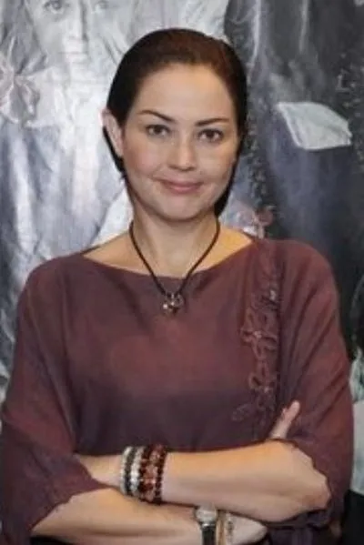 Niniek Arum