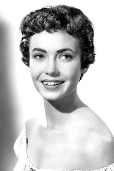 Yolande Donlan
