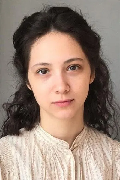 Alize Gördüm