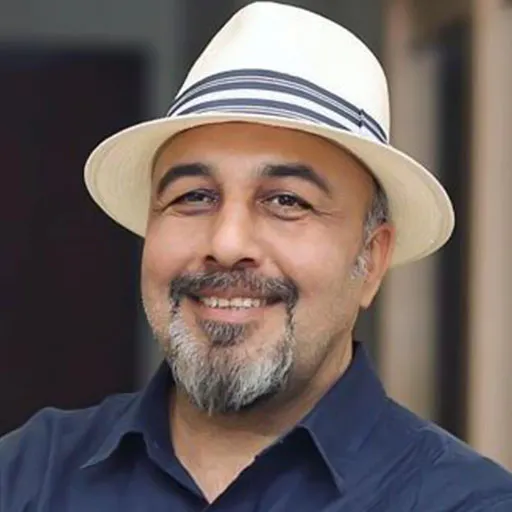 رضا عطاران