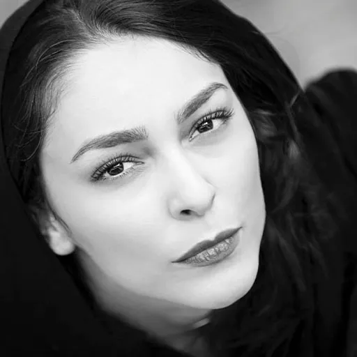 مهسا همتی
