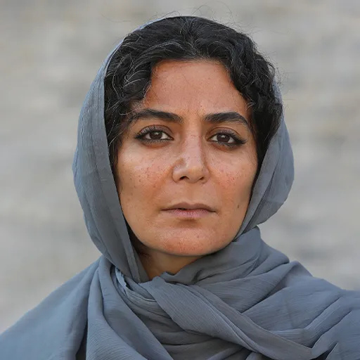الهام کردا