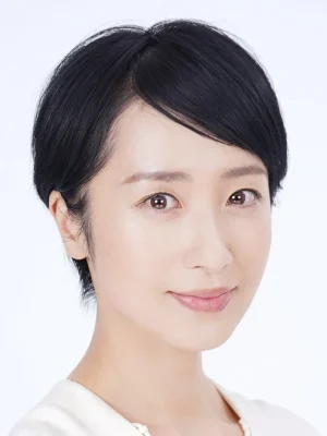 Emi Kurara