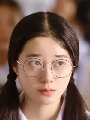 Feng Yi Yi