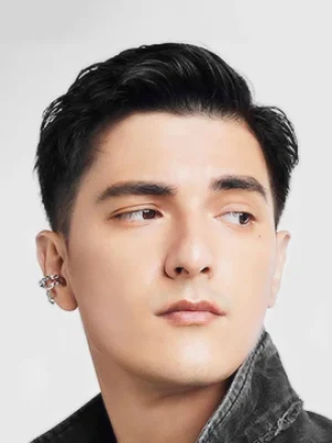 Chin Chinawut Indracusin